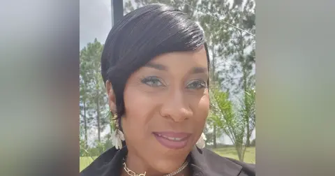 Part 2: Close Up Radio Welcomes Back Chéri Allen of @Choice Coaching and Consulting LLC