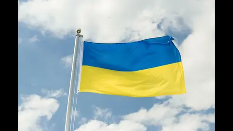 The Musical Innertube - Volume 2, Number 154 - Mykhaylo Tells Us How to Help Ukraine