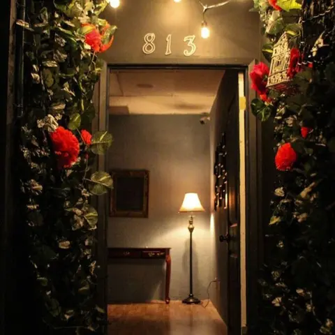 The Cromwell Estate Cooks Up Wicked Fun: A Discussion with Two Horror-Addicted Entrepreneurs
