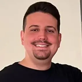 Derek Pascarella Profile Photo
