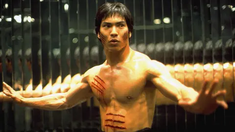 453: "Dragon: The Bruce Lee Story" (May 7, 1993)