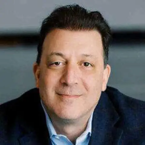 Close Up Radio Spotlights Marketing and AI Expert Jeff Pedowitz of The Pedowitz Group