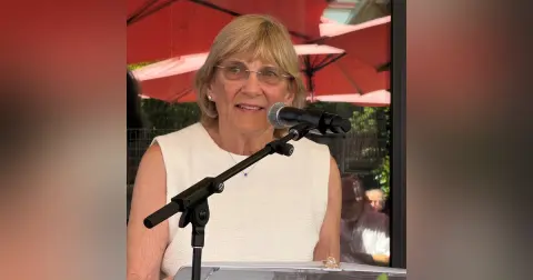 Part 2: Close Up Radio Welcomes Back Transformational Coach Dr. Susan Reynolds of The Institute For Medical Leadership