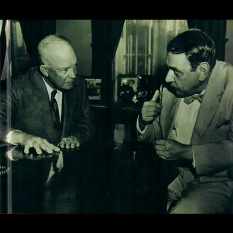#935 Eisenhower y el Caribe: Muñoz Marín, Castro y Trujillo