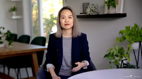 Why Concise Is Powerful: Wes Kao on Communication, Confidence, and Founding Smart