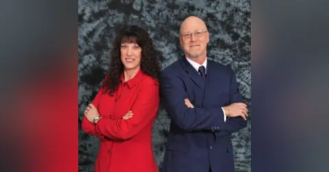 Part 2: Close Up Radio Welcomes Back Drs. Simon & Trish Presland of Aim Higher Professional Life Coach Certification