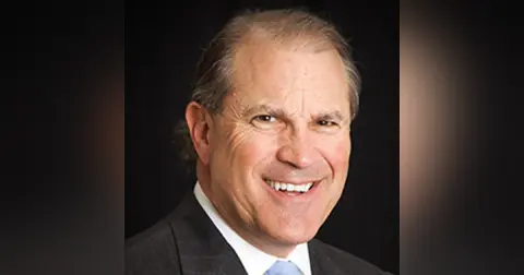 Close Up Radio Spotlights Leader of Healthcare Transformation and Author Dan Pelino of Everyone Matters