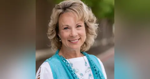Dr. Michelle Bengtson – God Never Wastes Our Pain: Hope for Your Journey