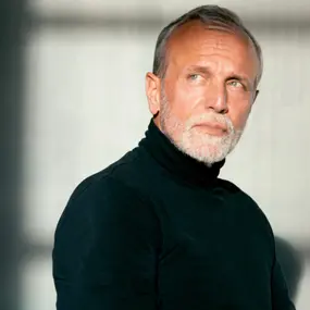 Mark Russell Jones Profile Photo