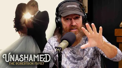 Jase Offers Newlyweds One Brutally Honest Marriage Warning | 1335