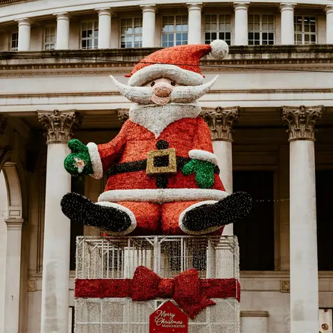 Podcast Extra—Inflation, Tariffs, and Dupe Culture: How We’re Shopping This Holiday Season
