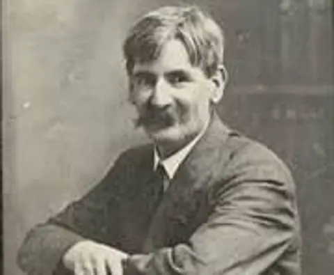 HUMOR/AUSTRALIA   JOE WILSON'S COURTSHIP (PT 1) by HENRY LAWSON