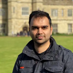 Vardhaman Deshpande Profile Photo
