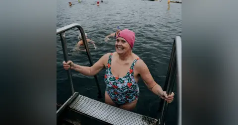 Sian Richardson - Cold Water Swimming Community and Laughter