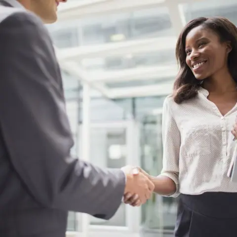 Episode 487: Are handshakes mandatory?