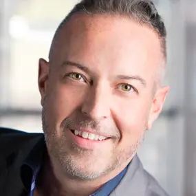 Dr. Scott Carnz Profile Photo
