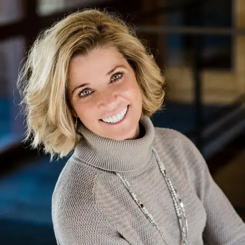 Close Up Radio Welcomes Back Noted Medical Expert and Coach Dr. Nancy Major of You Only Better