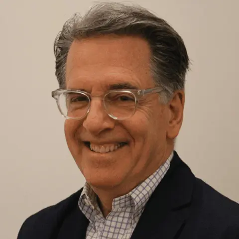 Close Up Radio Spotlights Leadership Development Strategist Michael Crystal of Myriad Development Group