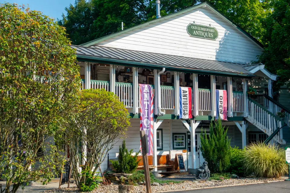 Old Lumberyard Antiques