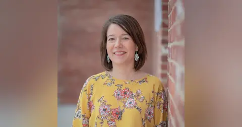 Abby McDonald – A Shift in Perspective