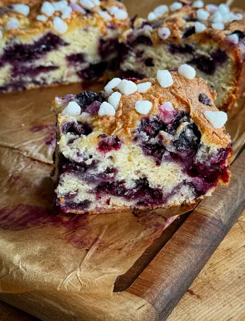 Gluten-Free Blueberry Sugar Crunch Breakfast Cake