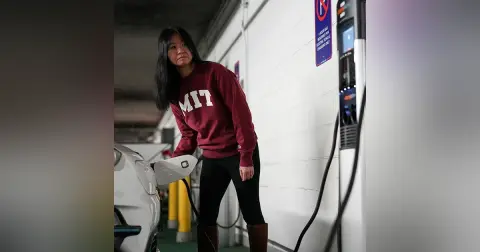 Audio Article: Minimizing electric vehicles’ impact on the grid