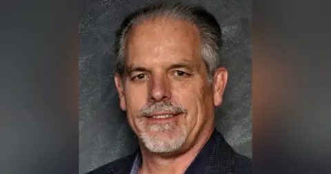 How to Sell to a Generation that Won’t Answer Your Calls, with Damon Pistulka-EP 239