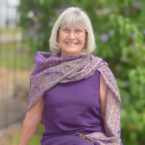 Part 1: Close Up Radio Spotlights Acclaimed Therapist Carol O’Dowd of Prajna Healing Arts