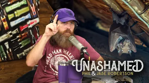 Ep 275 | Jase Robertson Battles a Bat Invasion in His HOUSE