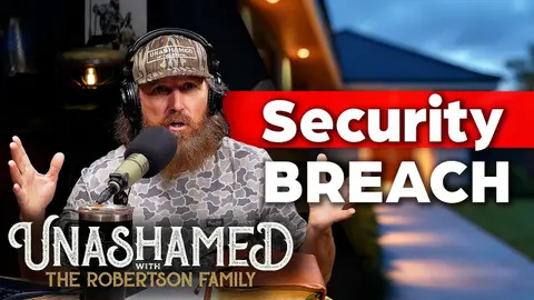 Ep 1403 | Jase’s Security Gets Breached—and Phil’s Old Response Suddenly Makes Perfect Sense