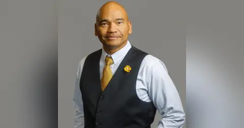Close Up Radio Spotlights Nguyen “Tom” Griggs of NTG Leadership