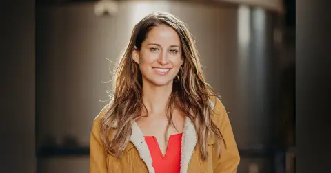 Daily Distance #47: Luna Bay Booch's Co-Founder Bridget Connelly on the Ivy Lee Method