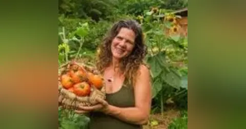 Growing Wise – Natalie Bogwalker
