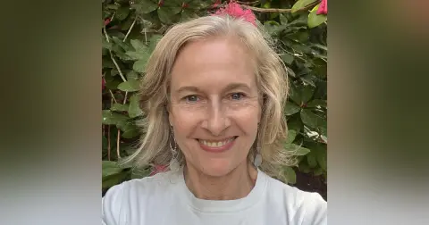 Close Up Radio Spotlights Landscape Designer Michelle LeMoine of Verde Gardens