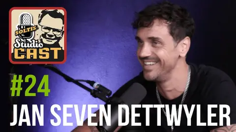 24 | jan SEVEN dettwyler: «Ich lasse in mich hineinschauen»