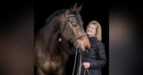 Close Up Radio Spotlights Therapist and Equestrian Performance Coach Kristi Seymour of The Equestrian Mind