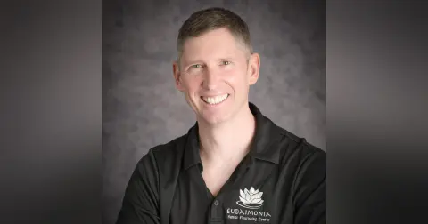 Close Up Radio Spotlights Microimmune Dynamics Expert Jasen Petersen of Ionic Alliance Foundation