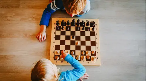 044 EdNews This Week: Chess Goes to Class, Grad Requirements Revamp & Teaching Credential Sans Degree
