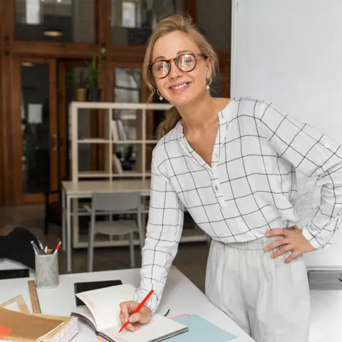 How Professional Boundaries and Communication Discipline Build Career Value