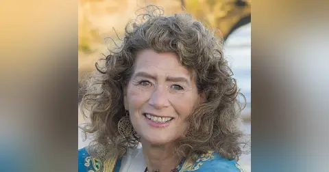 Close Up Radio Spotlights Energy Healer Michele Newman of High Vibe Life