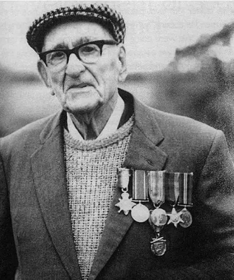 16 Gallipoli Part 1. WW1 Memoirs of Sgt Fred Reynard