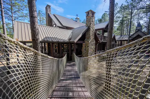 Where does Harry Potter vacation?
