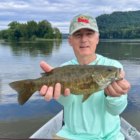 S8, Ep 69: Navigating the Transition: Captain Brian Shumaker on Smallmouth Behavior and Fishing Techniques