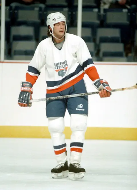 Rocket Ron Shudra: The Stories Behind a Sheffield Steelers Legend