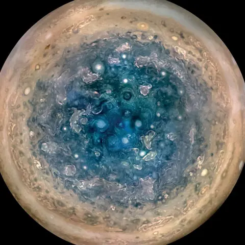 Juno: the spacecraft that is revolutionizing our understanding of Jupiter