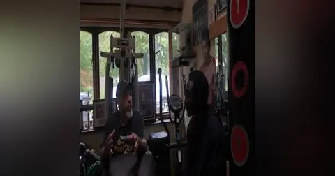 Smart2Box aka 'The life and times of Neville Brown episode 4