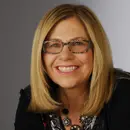Close Up Radio Spotlights Artist and Author Rae Luskin