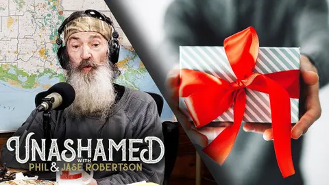 Ep 625 | Missy Thinks She’s Found the PERFECT Gift for Phil & How Pink Floyd Got It Wrong