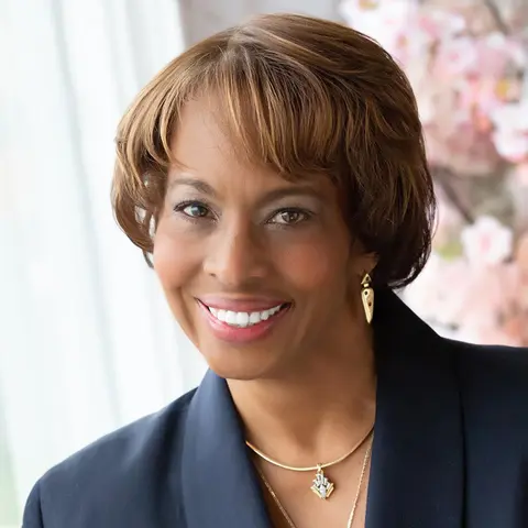 Part 2: Close Up Radio Welcomes Back Dr. Zandra D. Harris of P-NRGY Coaching