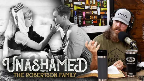 Ep 921 | Phil Offers an Iffy Baptismal Guarantee & Jase Missed the Point of ‘I Dream of Jeannie’